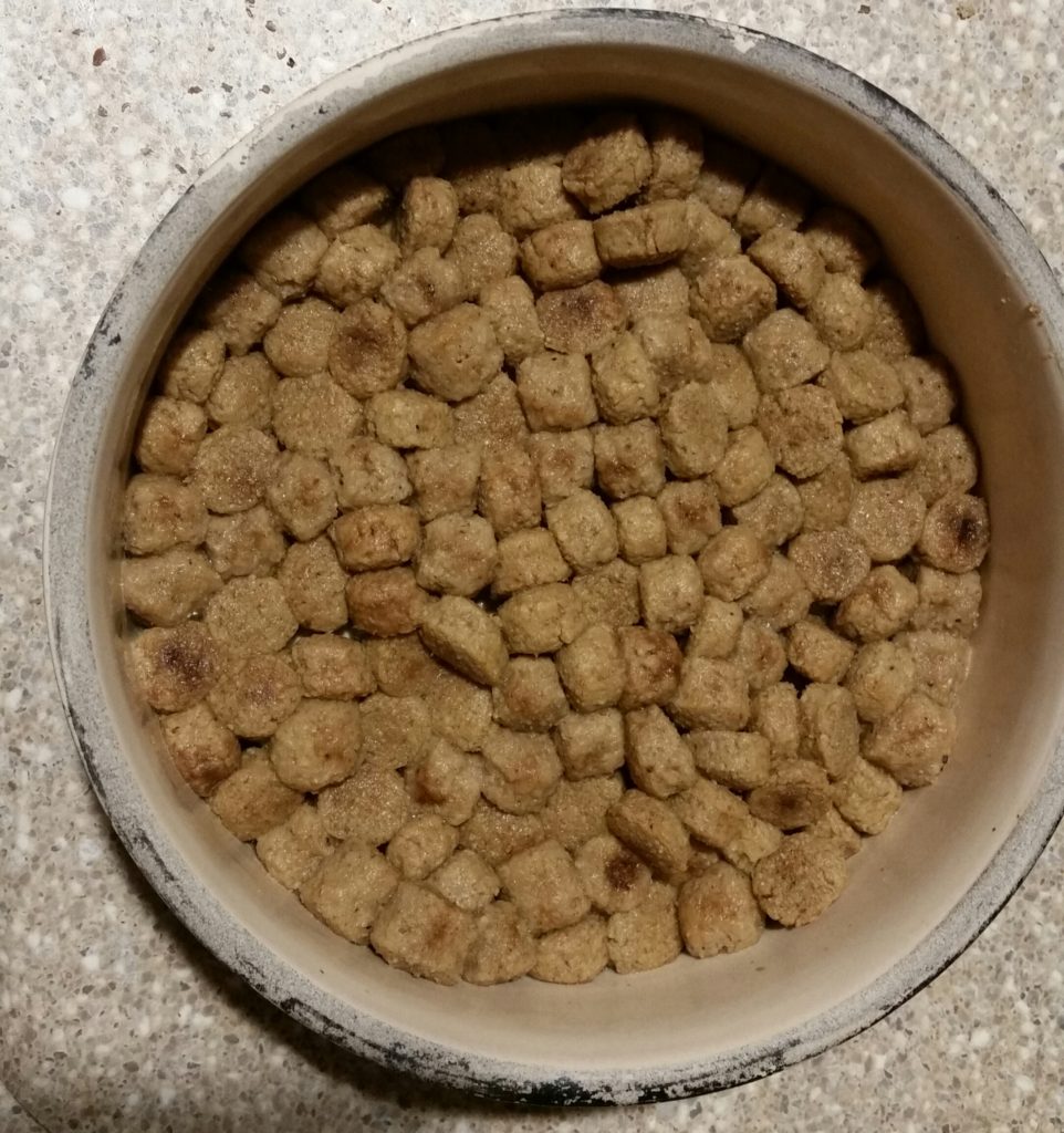 How to make dry dog food seem like canned at home with no effort
